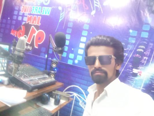 Kaleem Awan at Khanewal Radio Stations 